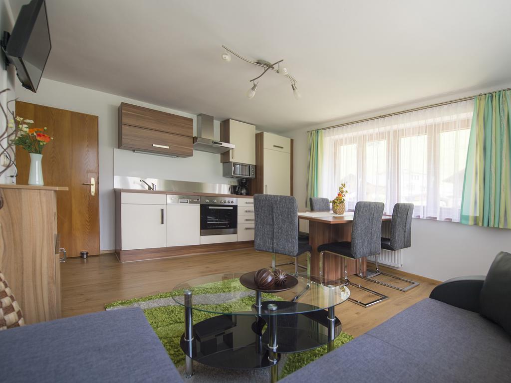 Appartement Bergmeister Rauris Rum bild